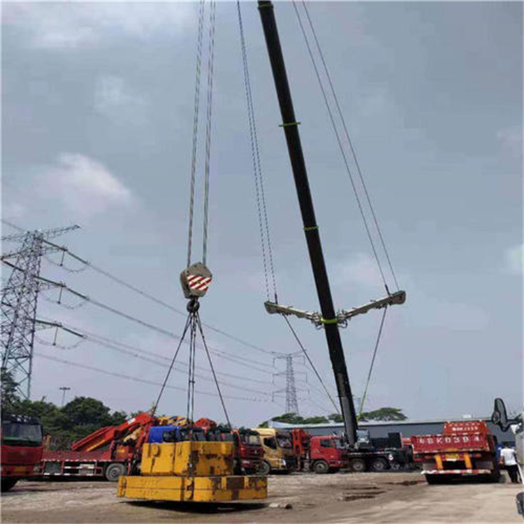 利川专业吊车租赁费用